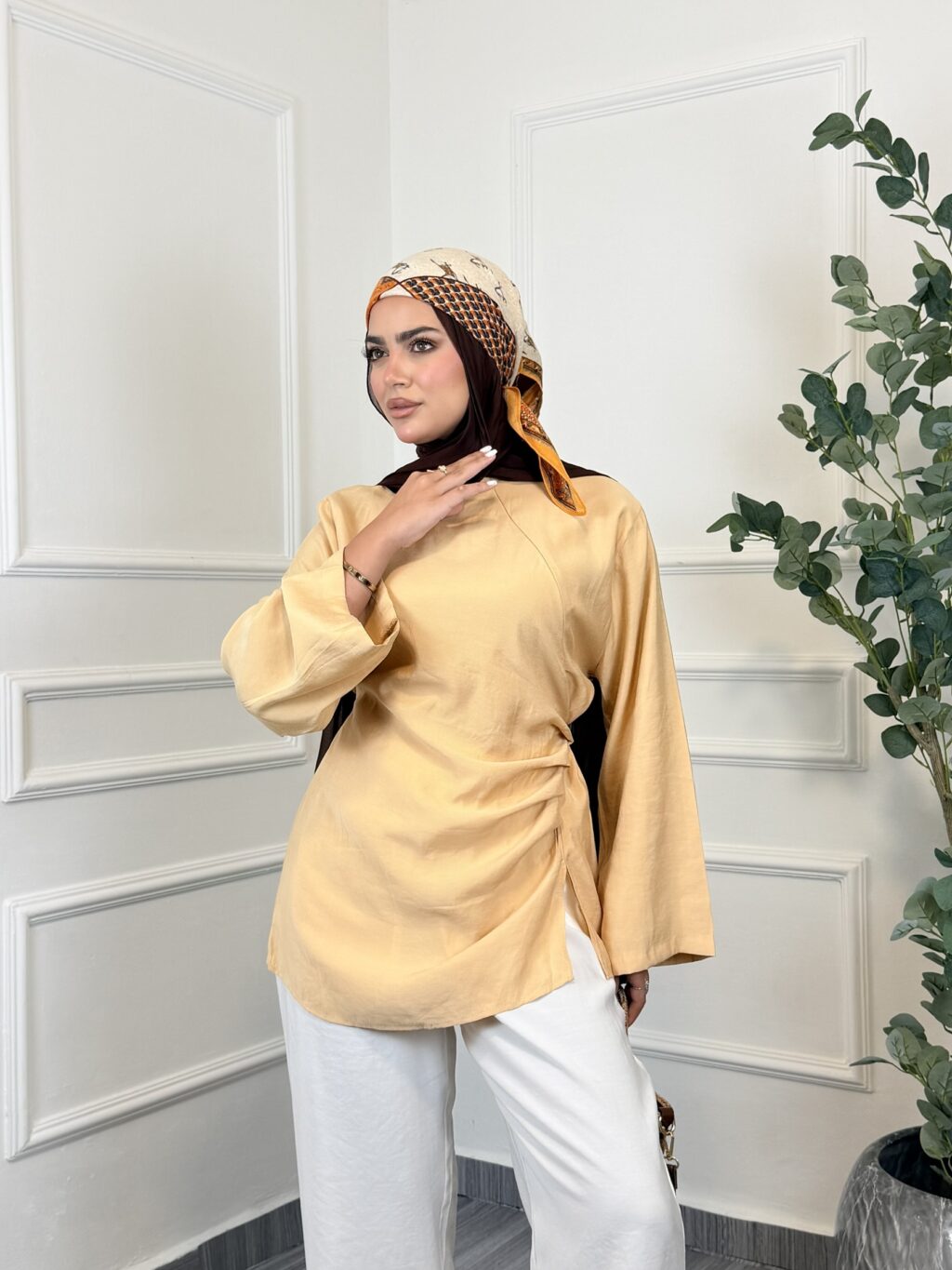 Modal Top
